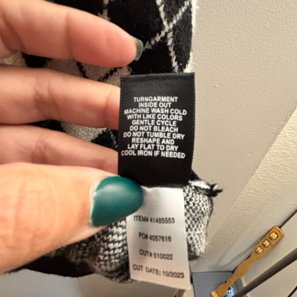 Torrid Black and White Argyle V-Neck Sweater Vest - Picture 5 of 8